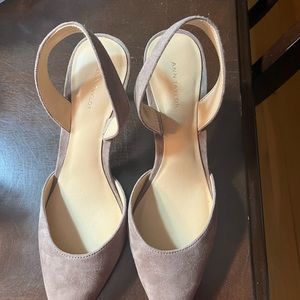 Ann Taylor Slingback heels